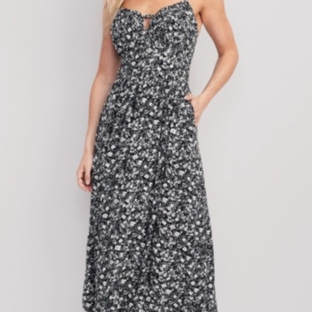 EUC Old Navy Black, Gray and White Floral Midi Sundress, Sz Med, Pockets